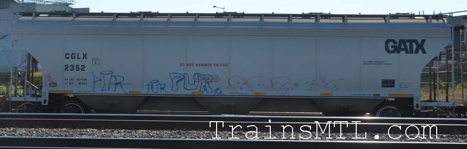 Car/wagon CGLX2352 right side / coté droit